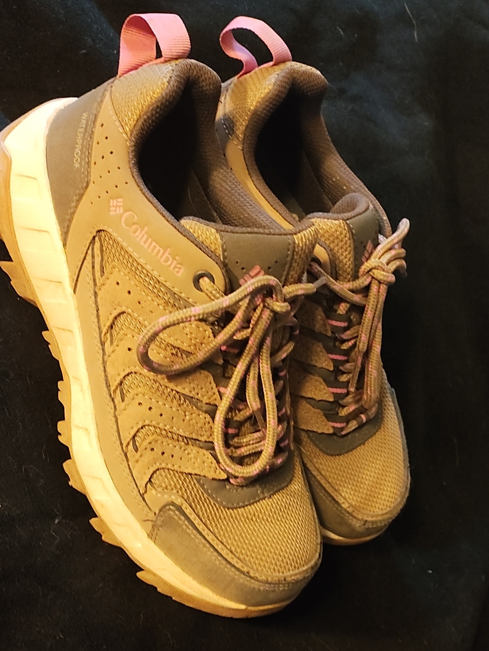 Columbia Women's Olive and Pink Trail Sneakers